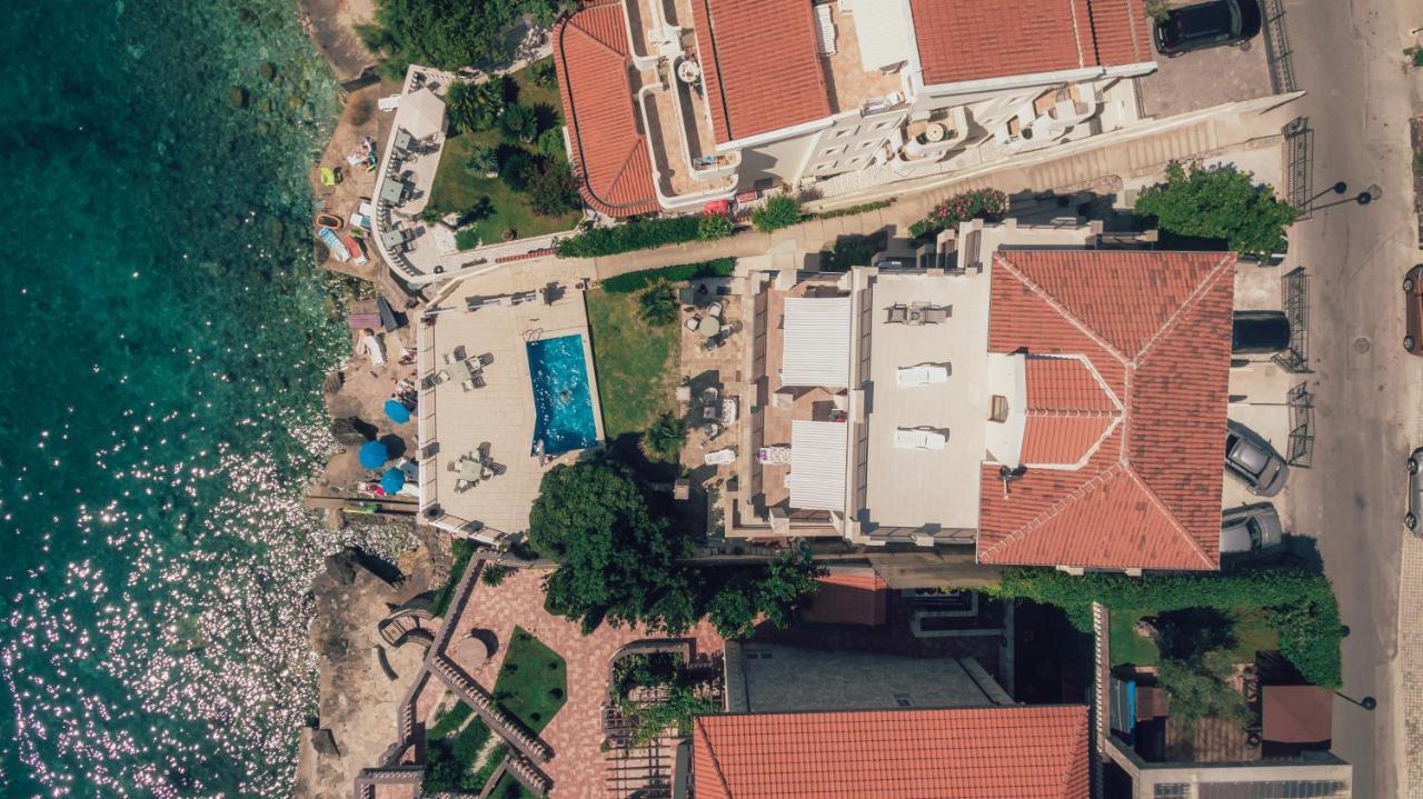 Vila Fortuna Sutomore Buitenkant foto