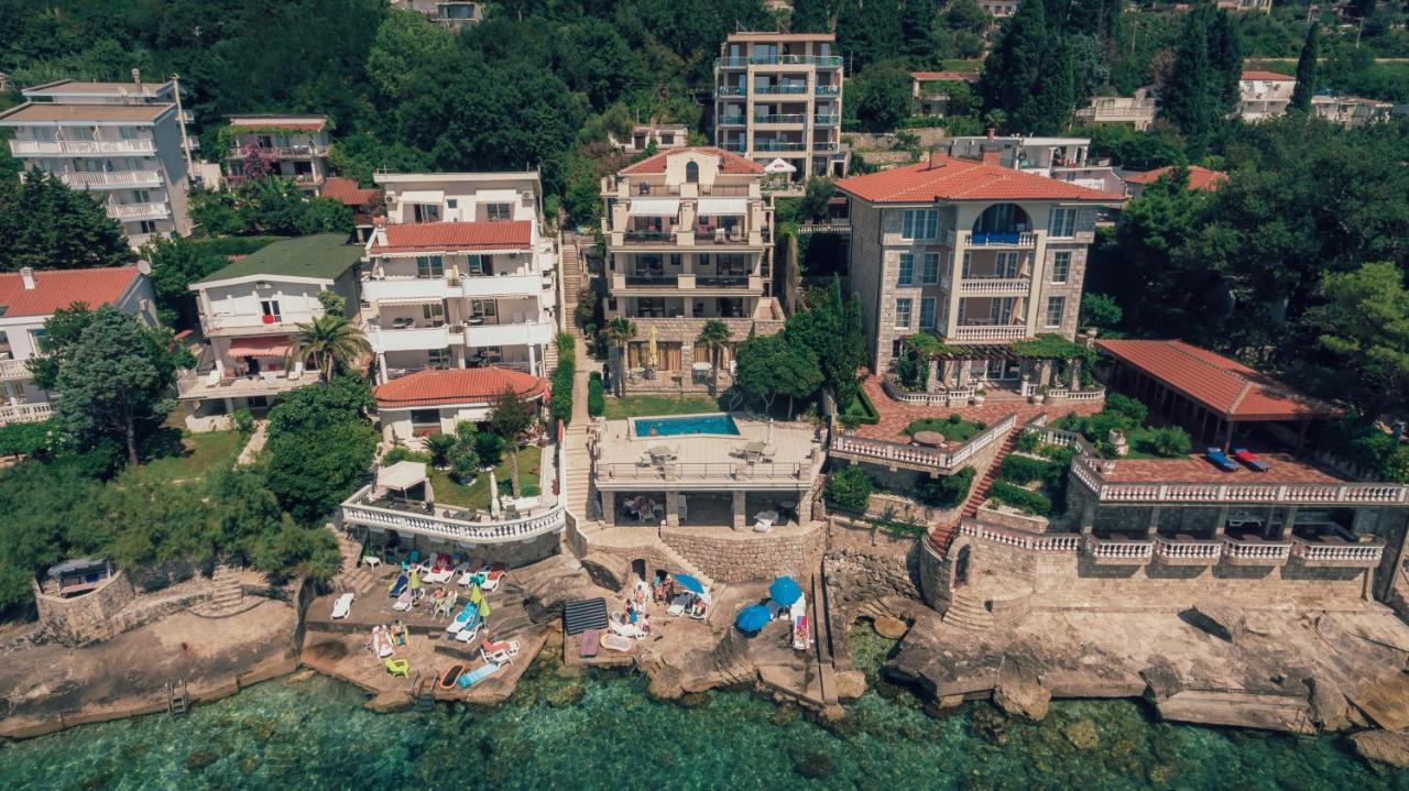 Vila Fortuna Sutomore Buitenkant foto