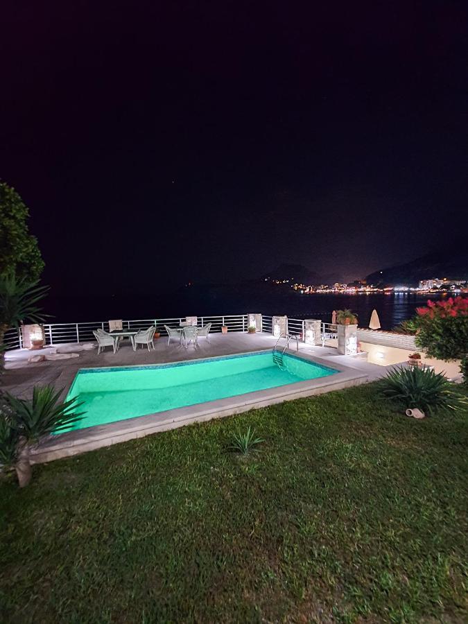Vila Fortuna Sutomore Buitenkant foto